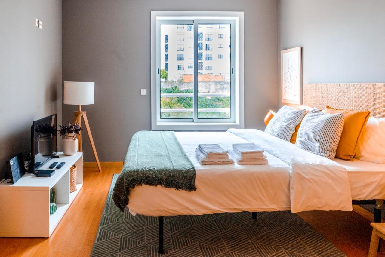 פורטו Sunny Studio In The Heart Of Lapa - 5Min Walk To Metro! מראה חיצוני תמונה