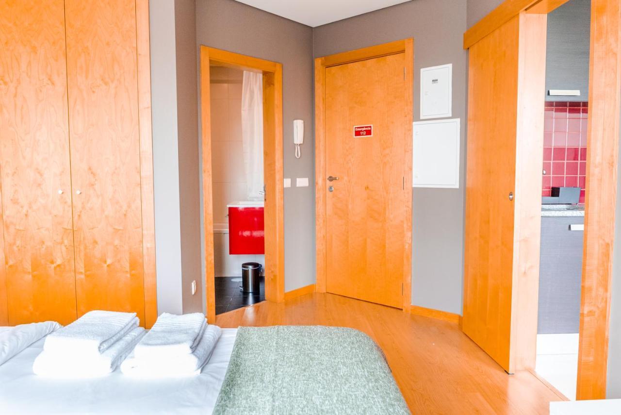פורטו Sunny Studio In The Heart Of Lapa - 5Min Walk To Metro! מראה חיצוני תמונה